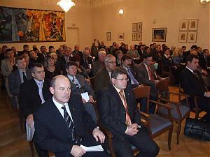     
: conference_2.jpg
: 1162
:	66.1 
ID:	583